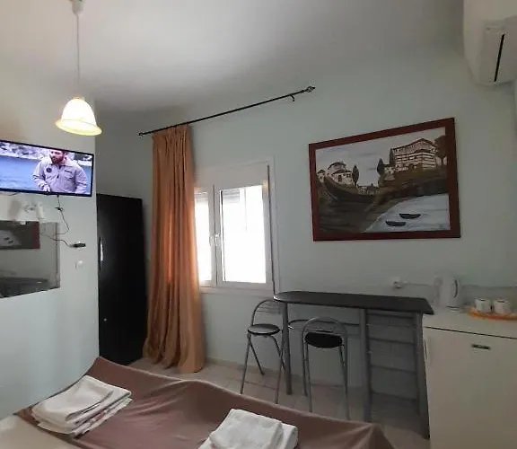 Iliada בית הארחה