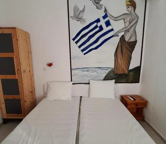 Iliada Skiathos Town